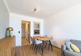 Coastal Apartment Near Beach for 4