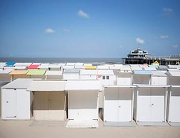 Seafront Belgium Apartment for 4