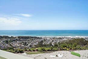 Oceanview 2BR 1Bath Balcony Sunset Views