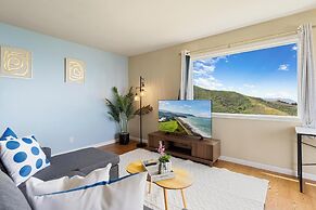 Oceanview 2BR 1Bath Balcony Sunset Views