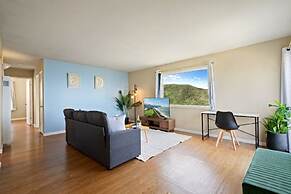 Oceanview 2BR 1Bath Balcony Sunset Views