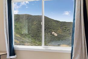 Oceanview 2BR 1Bath Balcony Sunset Views