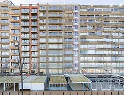 Blankenberge Apartment With Seaview