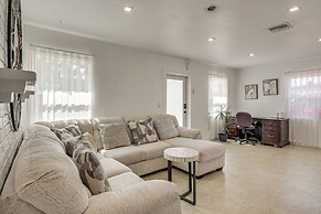 4 Mi to Hard Rock Stadium & Lakes! Elegant Home