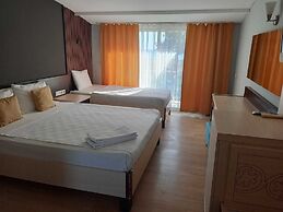 Club Aperion Beach hotel