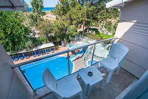 Club Aperion Beach hotel