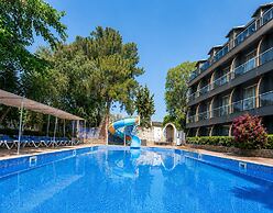 Club Aperion Beach hotel