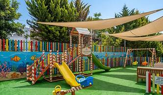 Club Aperion Beach hotel