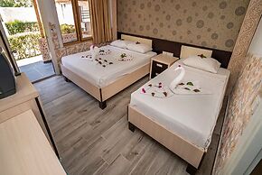 Club Aperion Beach hotel
