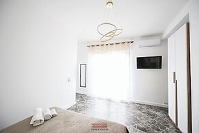 Newhouse Cavour Deluxe
