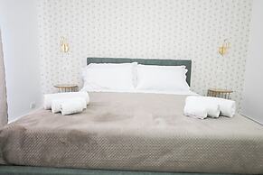 Newhouse Cavour Deluxe