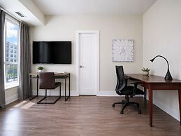 Lum Queen Hotel DT