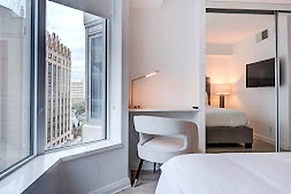 Avalon Signature Suites DT