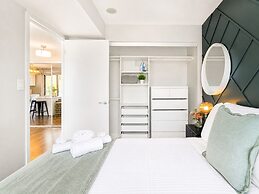 Palmerston Luxe Hotel
