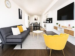 Palmerston Luxe Hotel