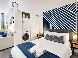 Palmerston Luxe Hotel
