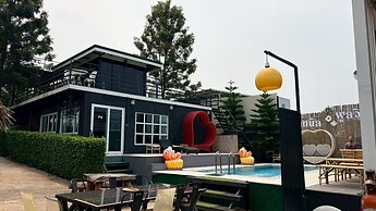 Inthanin Pool Villa