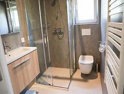 Luxury Oceanic Bungalow for 6 Guests