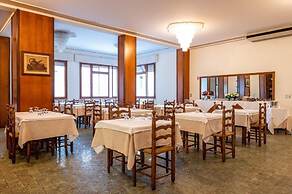 unity bank hotel terme padova RC12