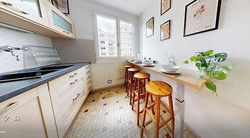 Private Room in a Shared Flat - Lyon 7th