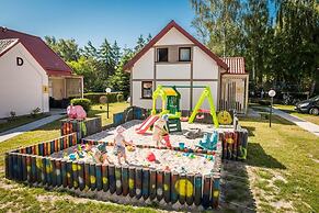 Comfortable Holiday Home, Summer Pool