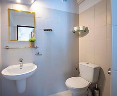 Comfortable Holiday Home, Summer Pool