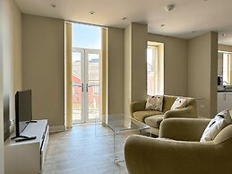 Elegant 2 Bed City Centre Flat