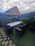 3BR Tropical Escape in Lisburn and Castlereagh