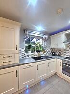 3BR Tropical Escape in Lisburn and Castlereagh