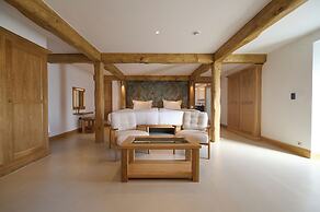 The Angel Hetton