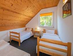 Holiday Home Close to the Beach, Summer Pool
