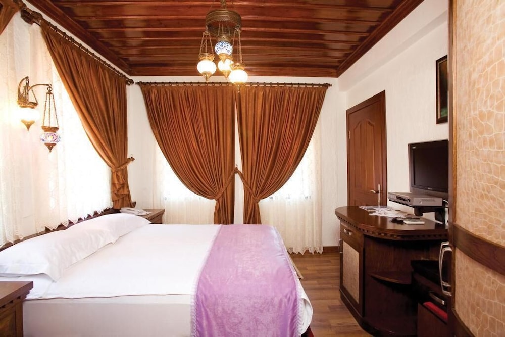 CICERONE LODGE HOTEL