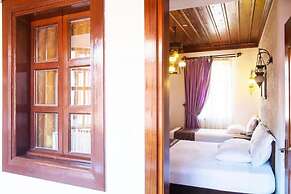CICERONE LODGE HOTEL