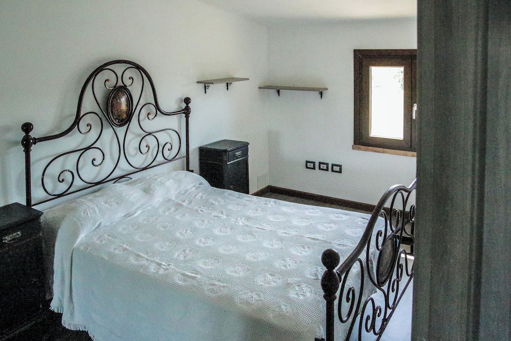 Blue Nest Ottava