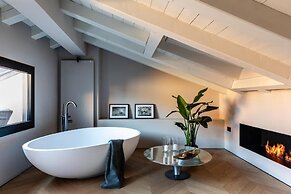 ASTRA PENTHOUSE