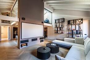 ASTRA PENTHOUSE