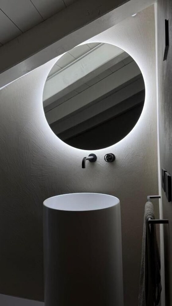 ASTRA PENTHOUSE