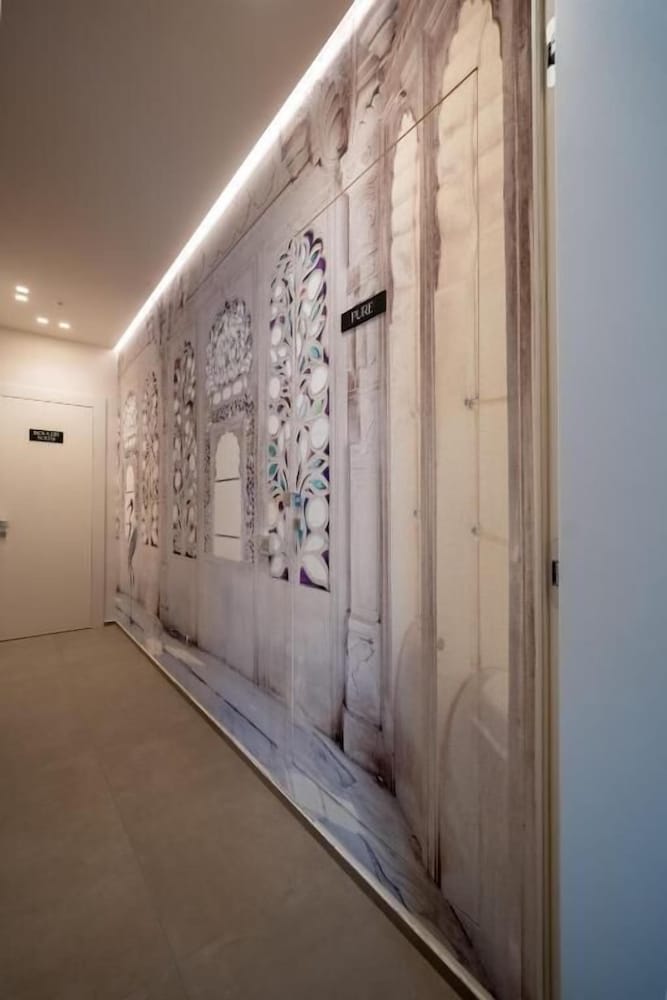 Agorà Luxury Experience