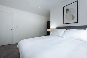 City Point Apartments by Guestz