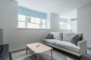 City Point Apartments by Guestz