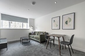 City Point Apartments by Guestz