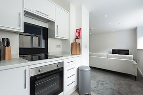 City Point Apartments by Guestz