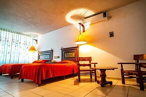 REAL HOTEL