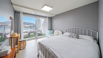 Tongyeong Present Gamsung Pension