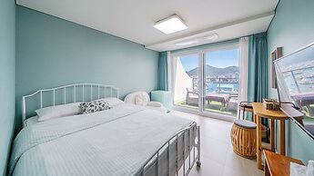 Tongyeong Present Gamsung Pension