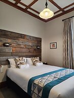Alexandra Hotel