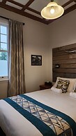 Alexandra Hotel