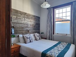 Alexandra Hotel