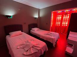 Evita Hotel