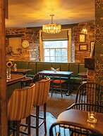 The Rising Sun - Pensford